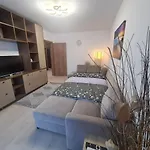 Apartment Ghencea 158 L2.2 Bucharest